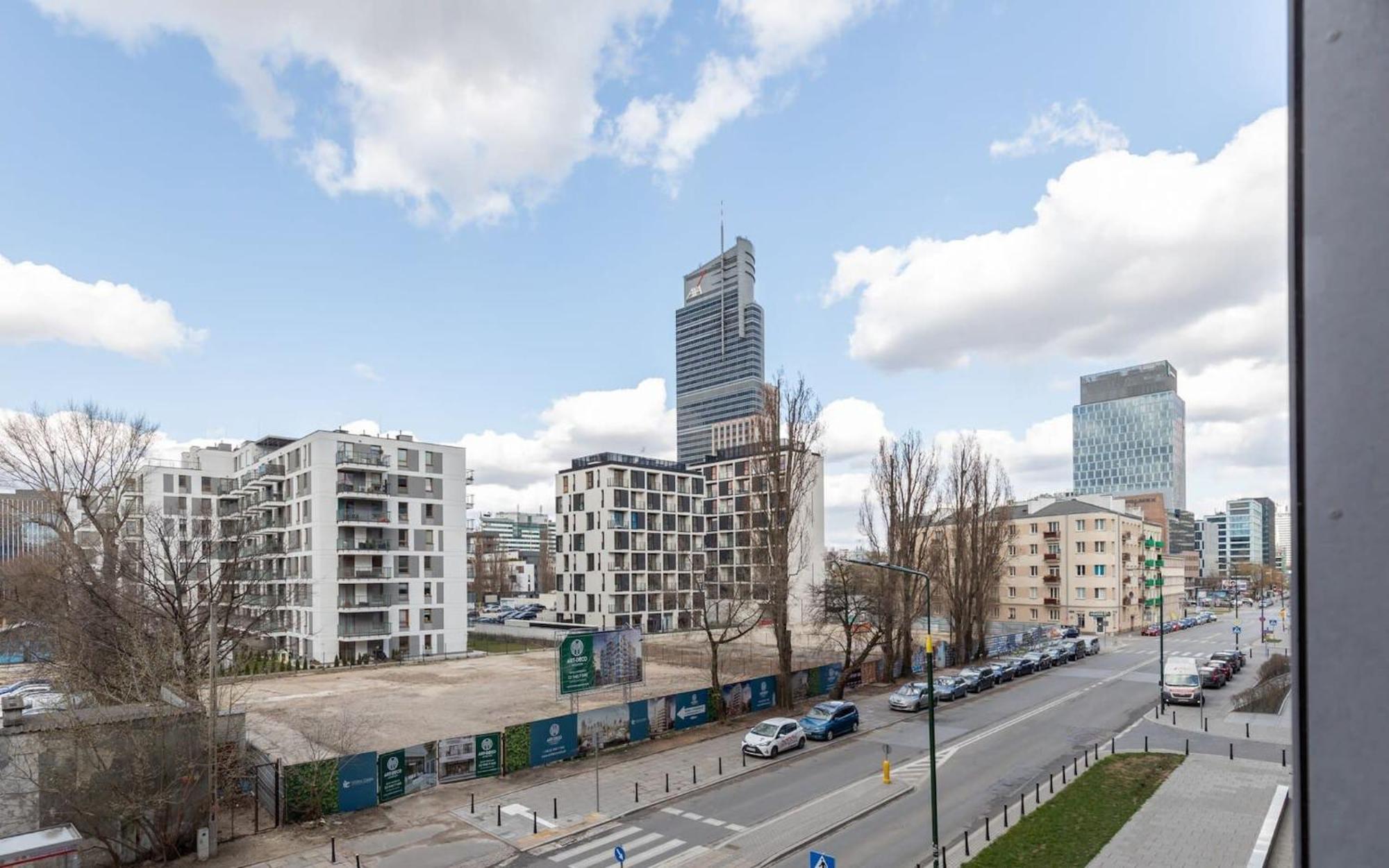 Rent Like Home - Grzybowska 85 Varsóvia Exterior foto